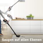 Bosch Akku-Staubsauger Unlimited Serie 8 ProPower BSS81POW1, kabelloser Handstaubsauger, beutellos, Hygiene-Filter, hohe Saugleistung, Lange Laufzeit, XXL-Polsterdüse, Fugendüse, schwarz